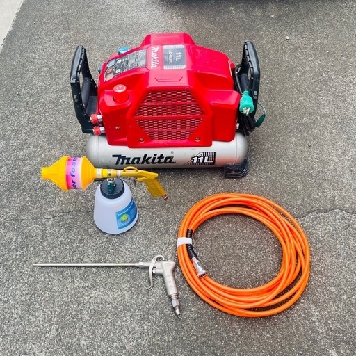 マキタ AC462XL エアコンプレッサー徹底解説 | クニハモブログ makita マキタ エアコンプレッサー AC462XL 11L 高圧 常圧 動作確認済現状品