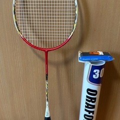 バドミントンラケットYONEX 