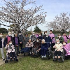 経験を活かせる介護職！手厚いサポートで安心のデイサービス勤務！の画像