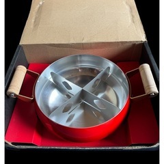 【未使用品◆昭和レトロ（しっかり造られた町工場製品）無保証】アルミ製 おでん鍋 両手鍋 プレス 研磨仕上げ 取手金メッキ モノづくり 高級品の画像