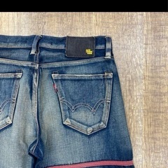 EDWIN×MONKEYMAJIKサイン入りジーンズの画像