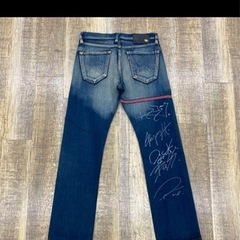 EDWIN×MONKEYMAJIKサイン入りジーンズ