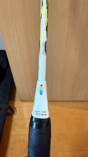 バドミントンラケットYONEX 