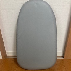 【お譲り先決まりました】アイロン台の画像