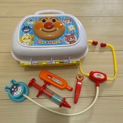 アンパマン　お医者さんごっこ
