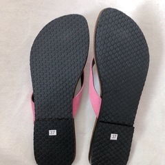 サンダル サイズ37 ポンポン付きの画像