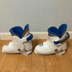 KAZAMA 子供用スキーブーツ　サイズ21.0〜22.0 ホワイト/ブルーの画像