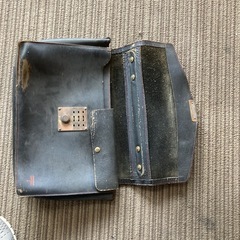 年期の入ったバッグの画像