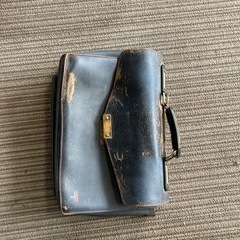 年期の入ったバッグ