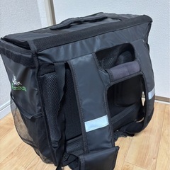 ウーバーイーツ バッグの画像