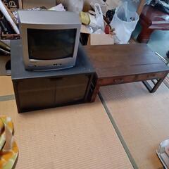 値下げしました。パナソニックブラウン管テレビ　テレビ台　机の画像