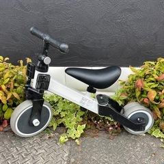 さんばいく　　足けりバイク　三輪車
