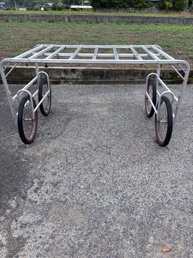 アルミ製  収穫台車