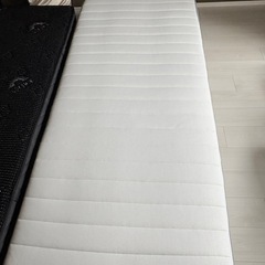 IKEA マットレス　シングルサイズ〔女性使用〕
