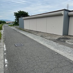 岩出市高塚ガレージ⭐️月極駐車場⭐️バイクガレージ⭐️倉庫⭐️バ...