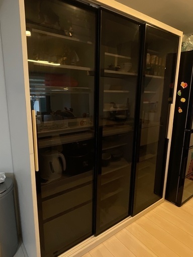 ★ジモティ割あり★3枚扉食器棚 NA【Joh2344】 ☆ジモティ割あり☆3枚扉食器棚 NA【Joh2344】