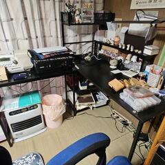 L型デスクとゲーミングチェアセット