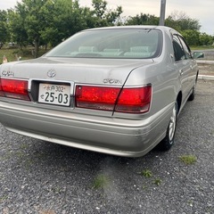 トヨタ クラウンの画像