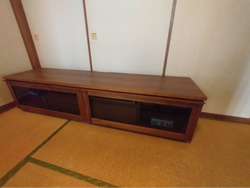 テレビボード