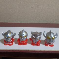 ウルトラマン指人形