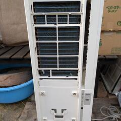 Haierルームエアコン（ウインド型）JA-16K  2012年製の画像