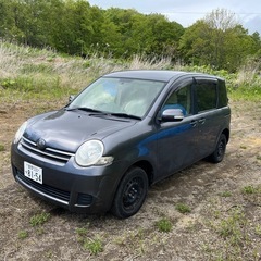 トヨタ　シエンタ　4WD 1NZ 7人乗り　1.5L