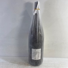 ラベルダメージあり 地元鹿児島から 村尾 むらお 本格焼酎 芋焼酎 1800ml 25% 一升瓶 村尾酒造 未開栓 贈答用 の画像