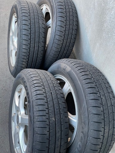 175/65R14 14インチホイール付きタイヤバリ溝 175/65R14 14インチホイール付きタイヤバリ溝