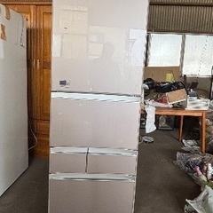 2014年式TOSHIBAの冷蔵庫になります、の画像