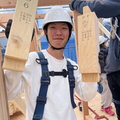 木材の資材搬入・優しいリーダーが全力サポート10分で終わっても日...