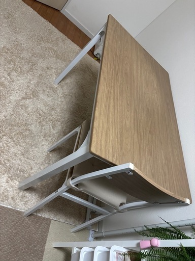 ダイニングテーブル