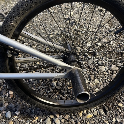 COLONYのクロモリフレームBMXです BMX 競技用　