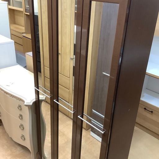 シューズボックス　3枚扉　ブラウン　22000円