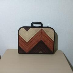 折りたたみテーブルの画像