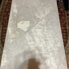 大理石　テーブルの画像