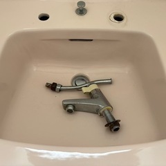 トイレの洗面ボールの画像