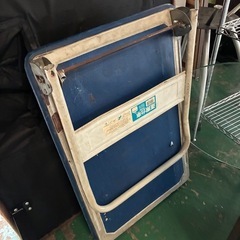 手押し台車