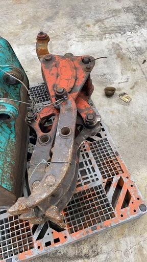 ユンボ、重機、、爪