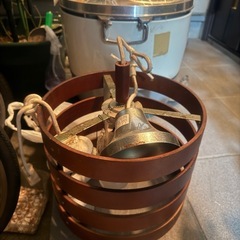 店のライトの画像
