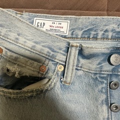 GAPダメージジーンズの画像
