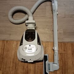 （ご予約済as）(中古)HITACHI 掃除機 CV‐KS100