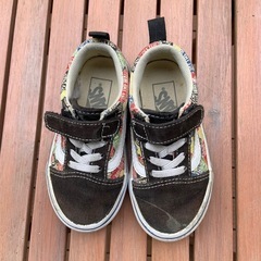 幼児靴3セット（バンズ、カーズ）の画像