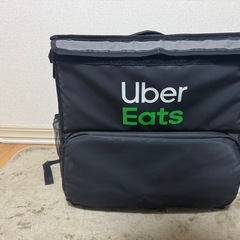ubereatsの配達バッグ