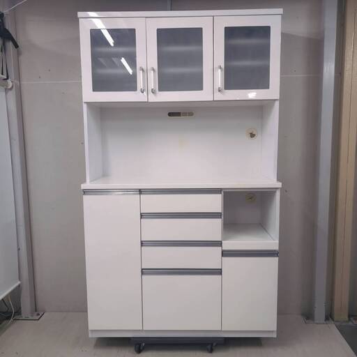 キッチンボード シンプル おしゃれ 幅116cm 格安 家具 d4433 食器棚 18315 【美品】3枚ガラス扉 カントリ調 食器棚 キッチンボード ◇大阪