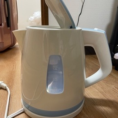電気ケトルの画像