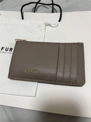 FURLA フラグメントケース