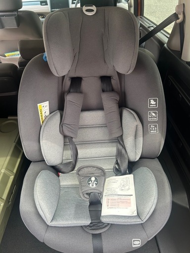引き取り限定　チャイルドシート　前向き、後ろ向き可能 ISOFIX