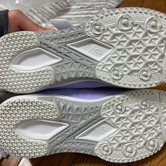 asics スニーカーの画像