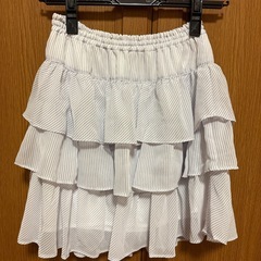 新品！any FAM  シフォンスカートの画像