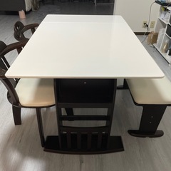 ダイニングテーブルセット
 